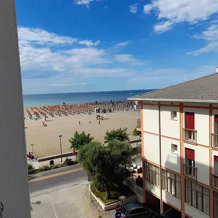 Διαμέρισμα In 52011